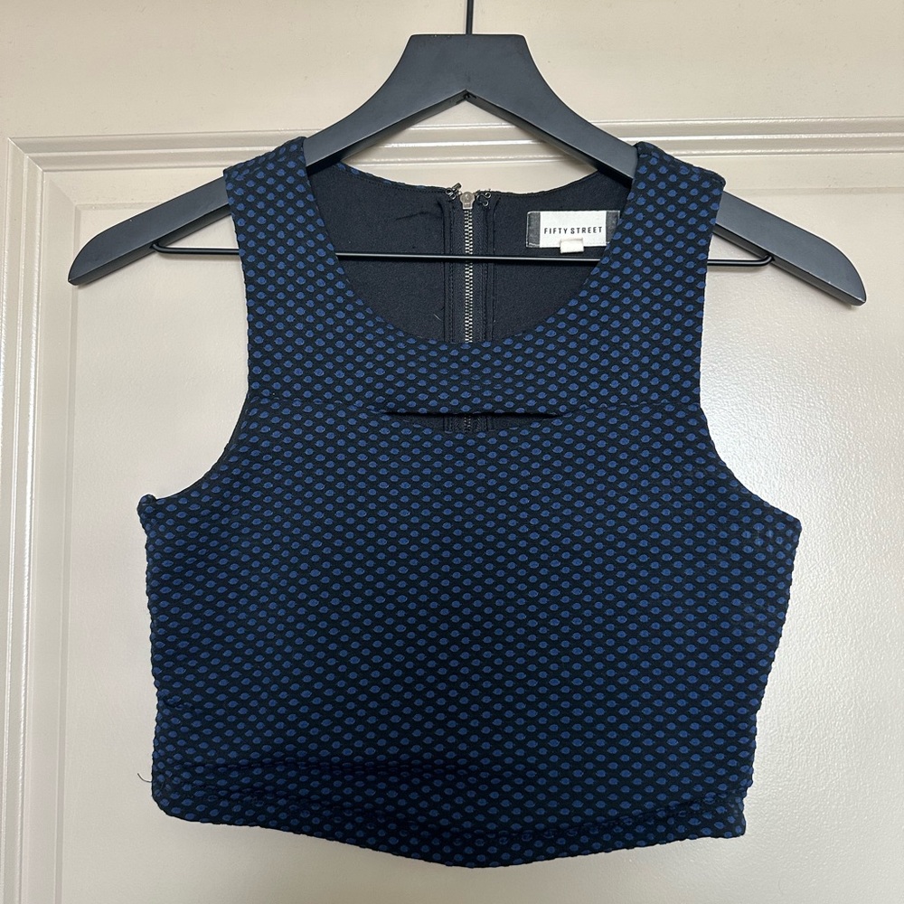 Cropped Top | Women’s Small | Black